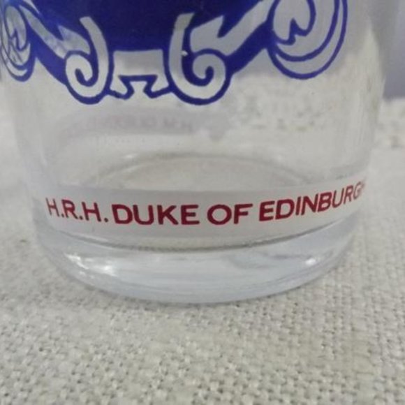 Vintage 1953 Queen Elizabeth & Prince Philip Glass - Picture 5 of 10